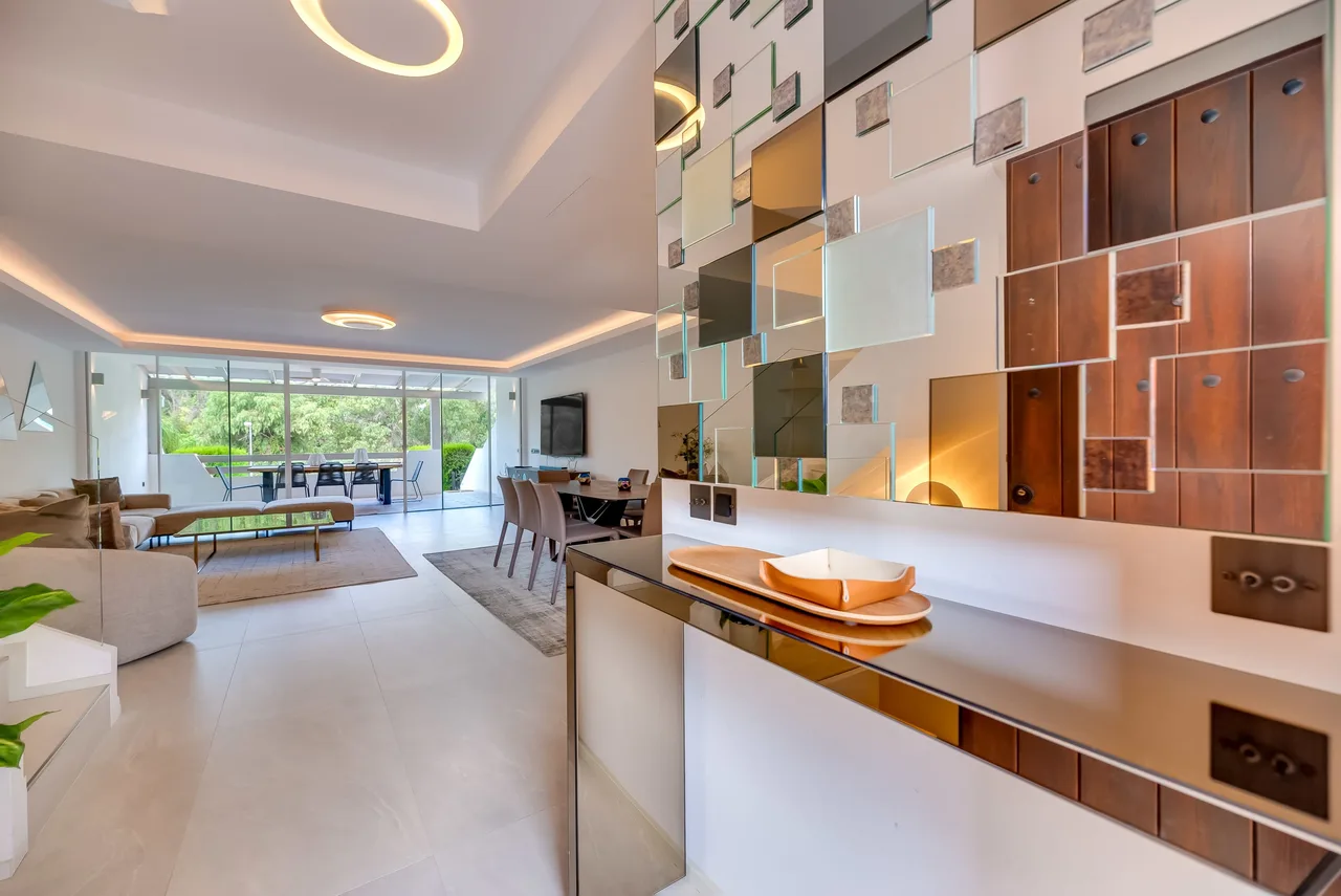 Accessible Five Bedroom Townhouse in Marbella photo 5