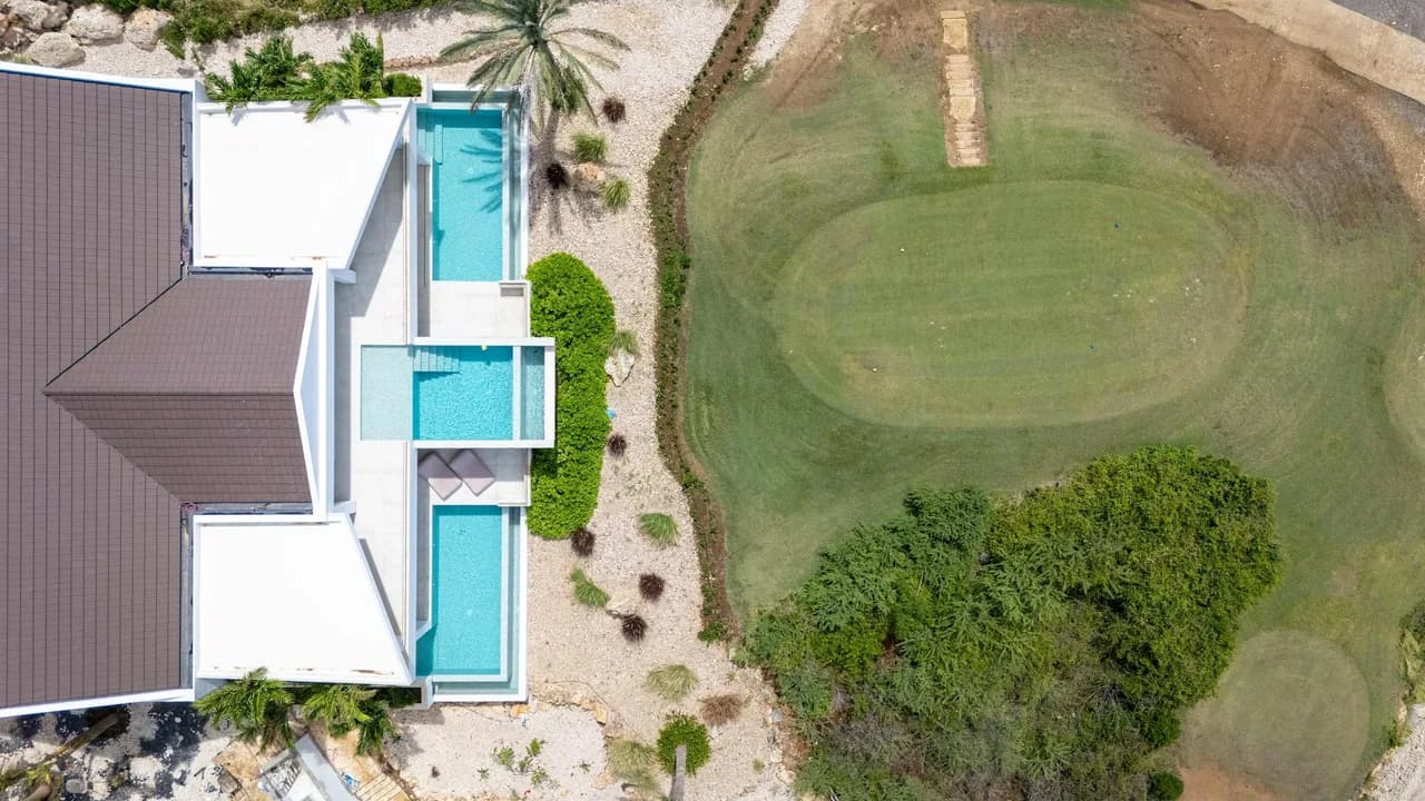 Beachfront Two Bedroom Villa in Sint Michiel photo 2