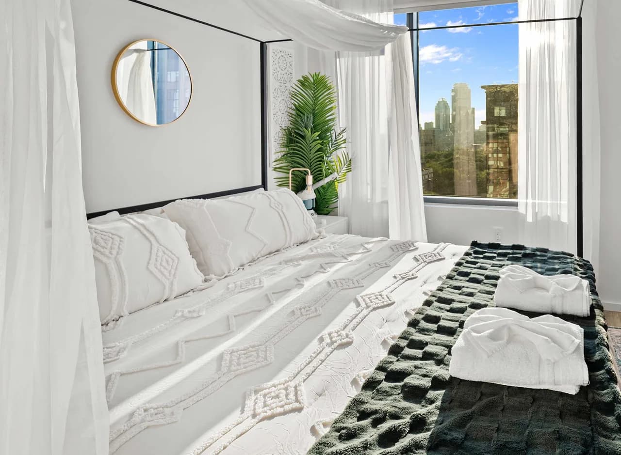 Rooftop Suite with City Views in Boston Area photo 2