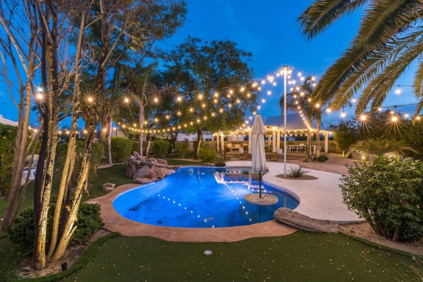 Private Six Bedroom Retreat in Scottsdale