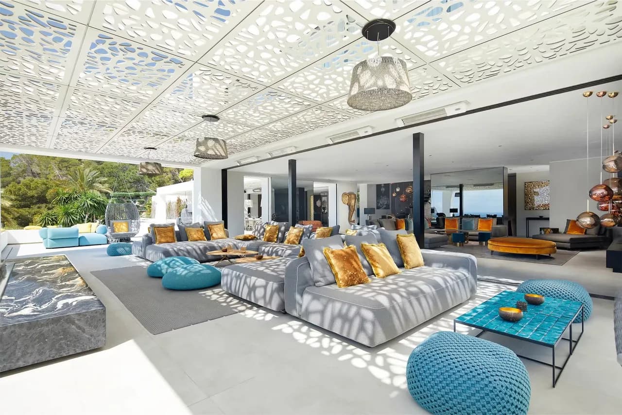 Elegant Villa Near The Vibrant Ibiza Town photo 3