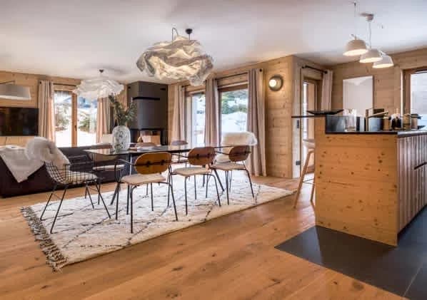 Prestigious Apartment Centrally Located In Megeve photo 2