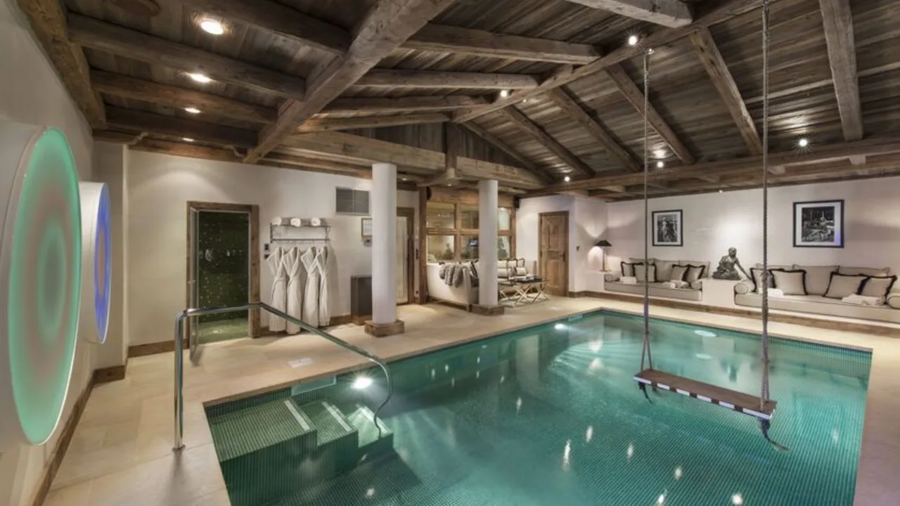 Opulent Courchevel Chalet With Gourmet Chef