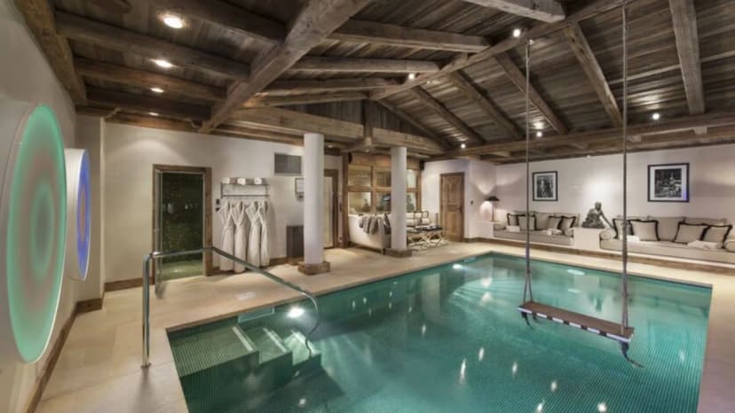 Opulent Courchevel Chalet With Gourmet Chef