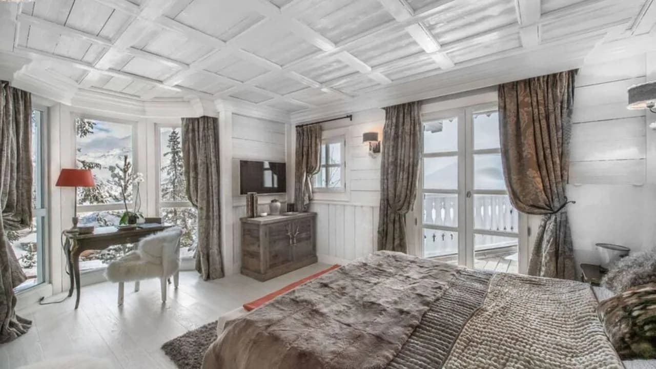 Elegant White Dream Chalet Near Slopes photo 2