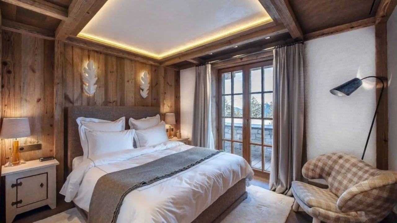 Exclusive Courchevel Chalet With Valley Views photo 2
