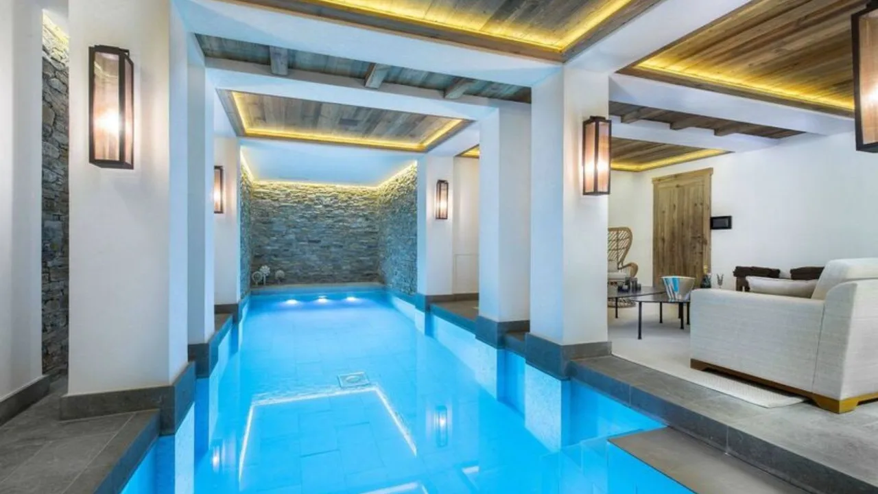 Exclusive Courchevel Chalet With Valley Views photo 4