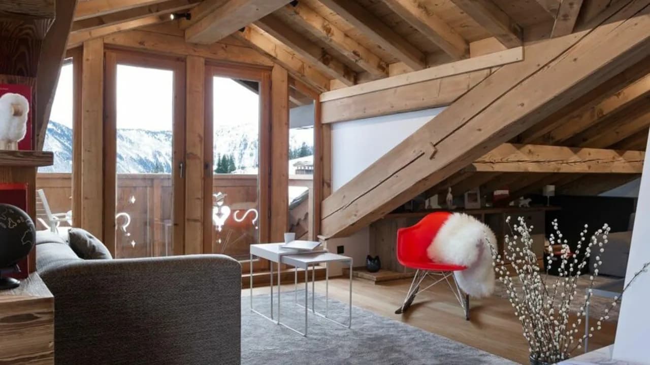 Courchevel Getaway With Balconies and Sauna photo 3