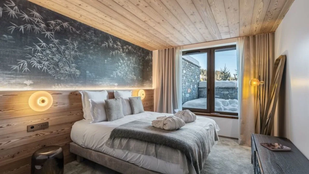 Modern Courchevel Living Prime Ski Location photo 2