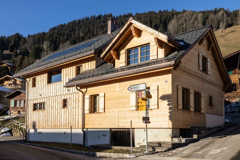 Minimalist Chic Chalet In The Heart Of Rougemont