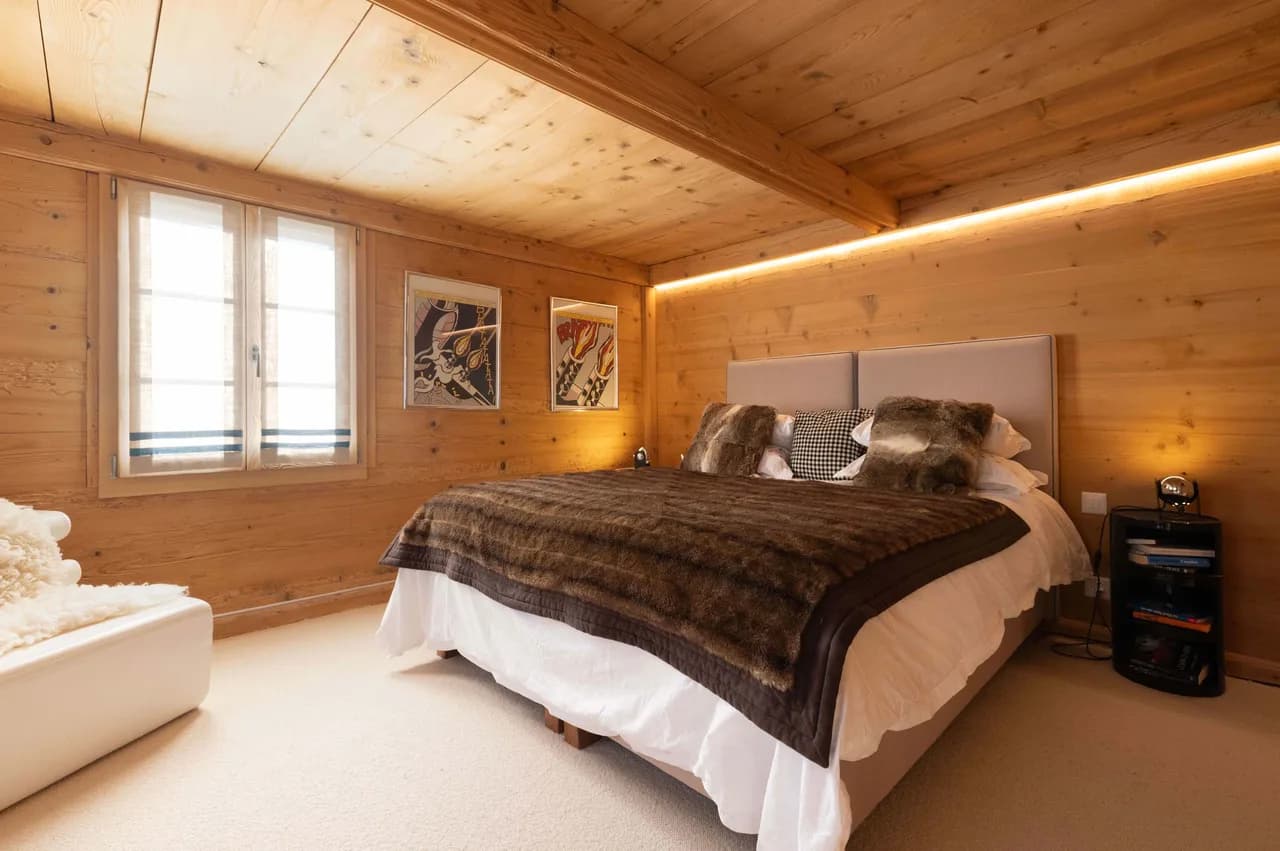 Minimalist Chic Chalet In The Heart Of Rougemont photo 5
