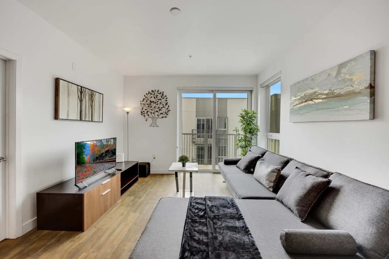 Modern Two Bedroom Apartment in Los Angeles photo 5