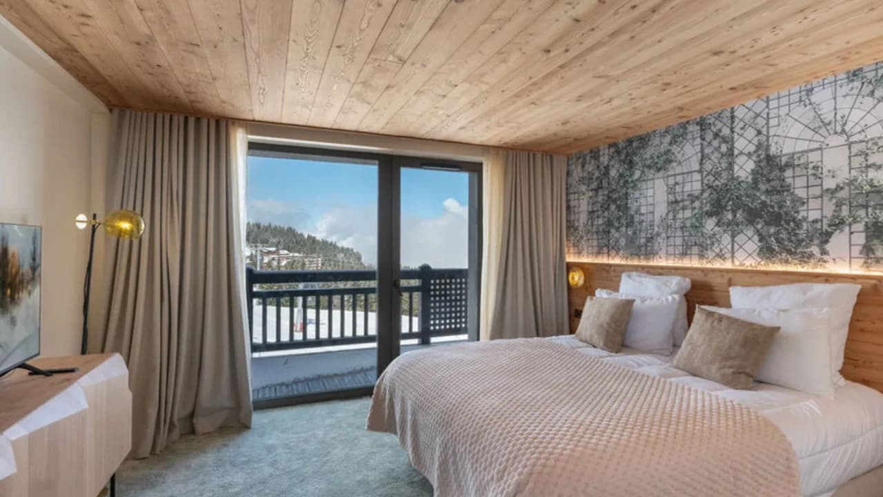 Exclusive Courchevel Apartment With Spa Amenities photo 2