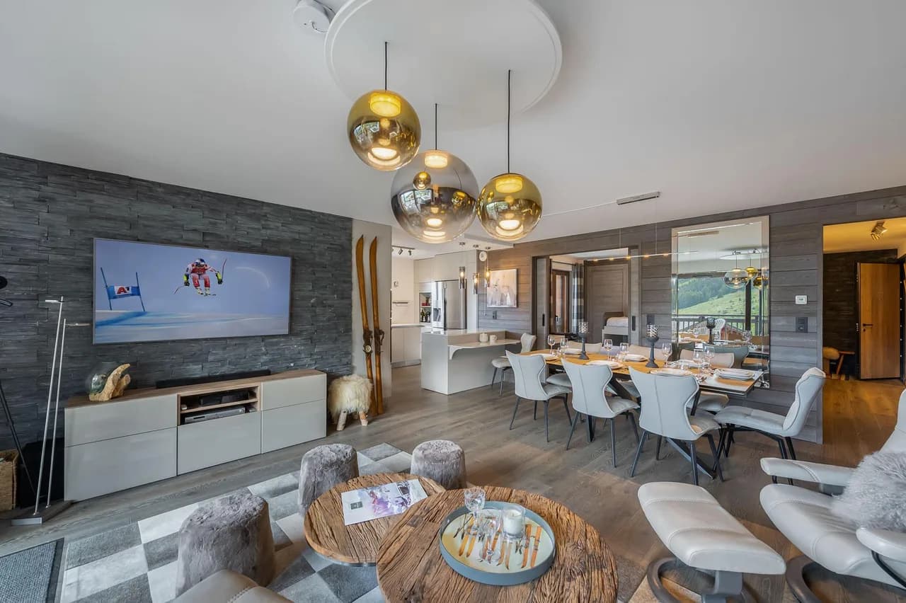 Stylish Courchevel Apartment With Family Amenities photo 3