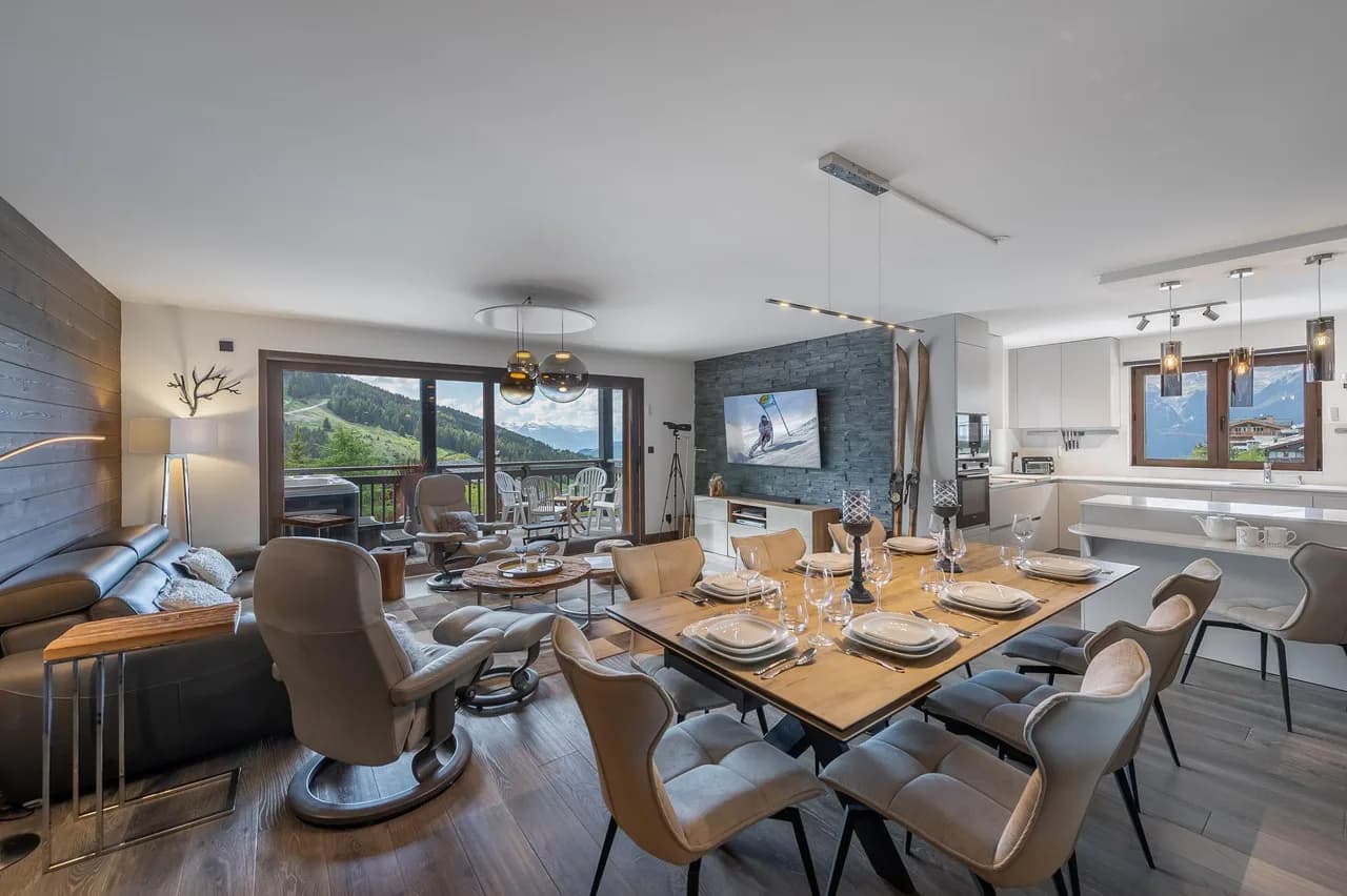Stylish Courchevel Apartment With Family Amenities photo 5
