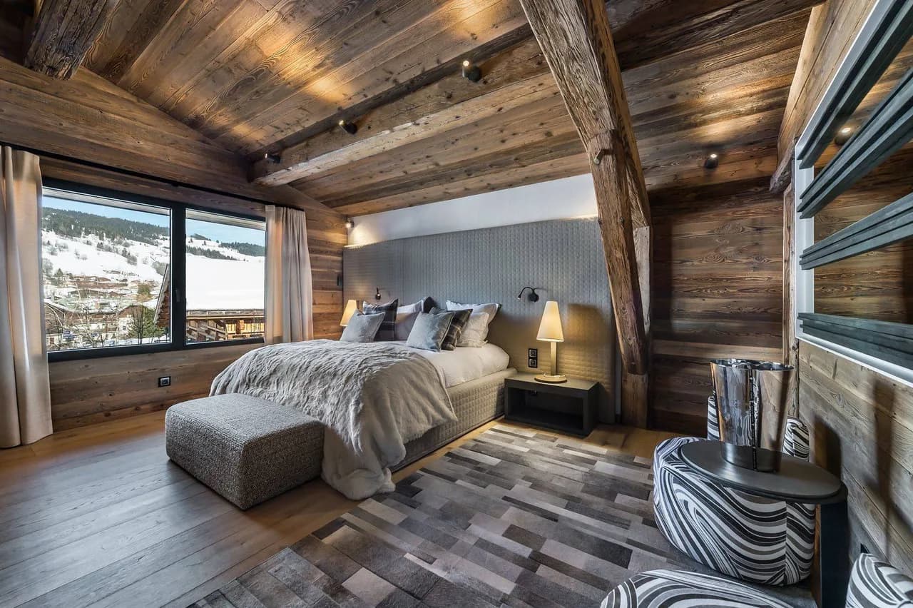 Megève Luxury Chalet With On-trend Modern Decor photo 4