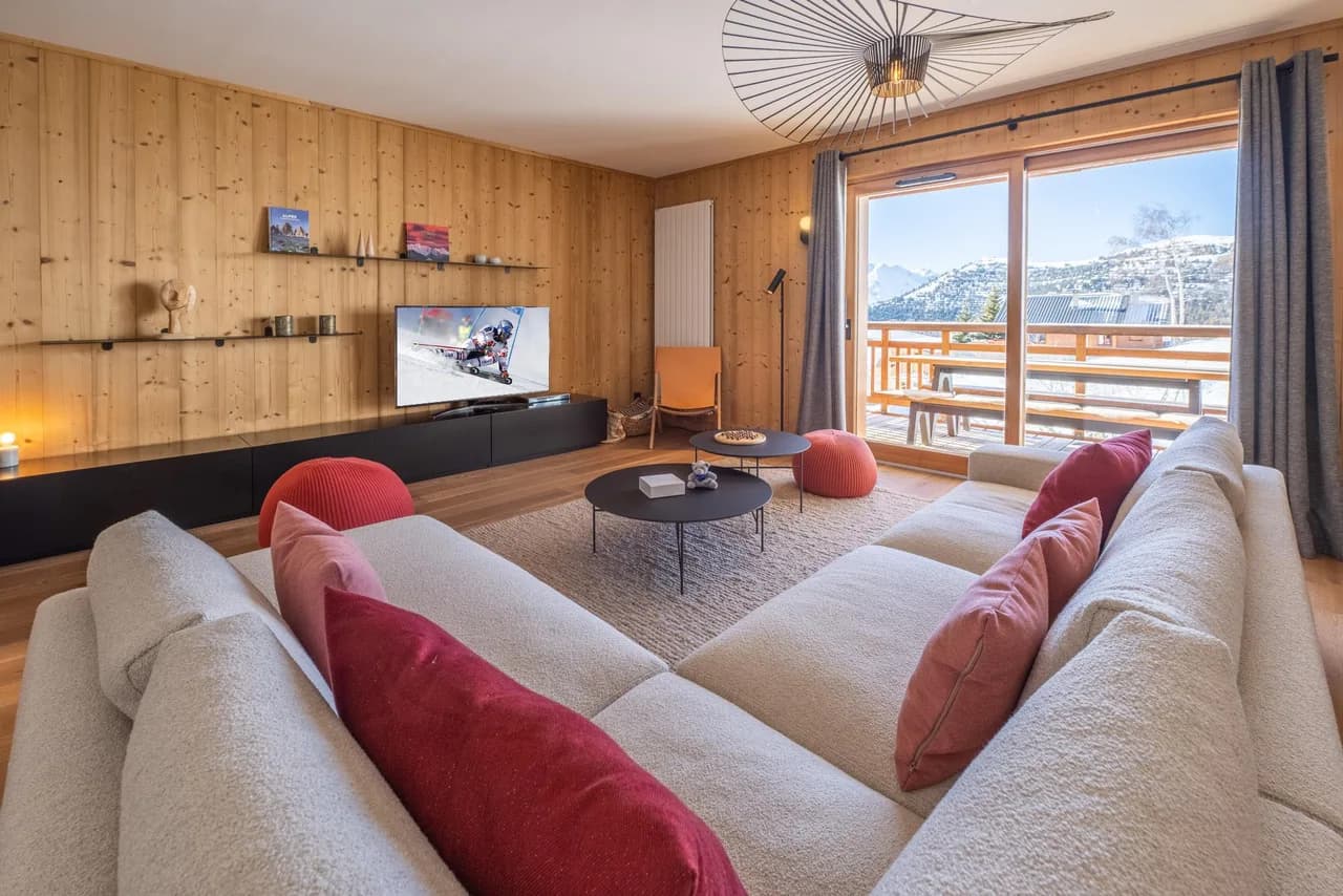 Spacious Apartment in Alpe d'Huez photo 2