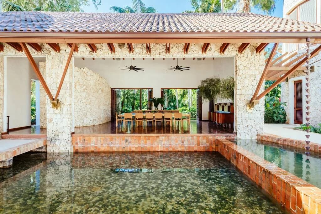 Beachfront Estate with Private Beach in La Romana photo 4