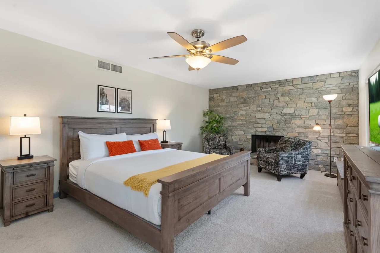 Dog-Friendly Pool Villa in Scottsdale photo 3