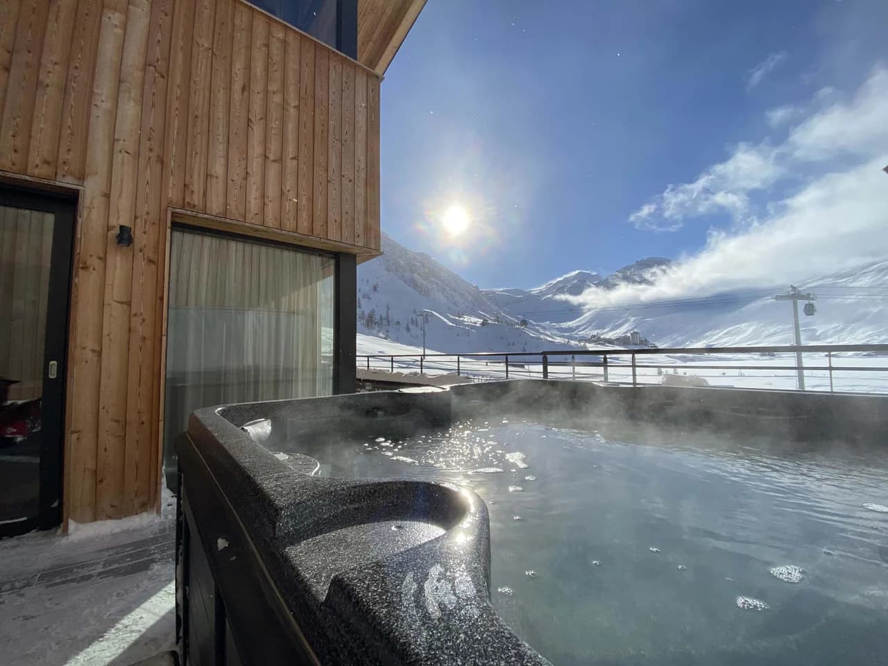 Luxury Alpine Apartment With Panoramic Views photo 4