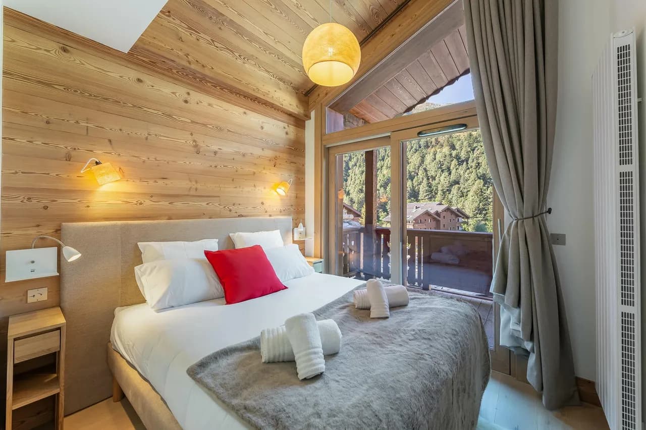 Sunny Alpine Apartment With Fireplace Near Slopes photo 3