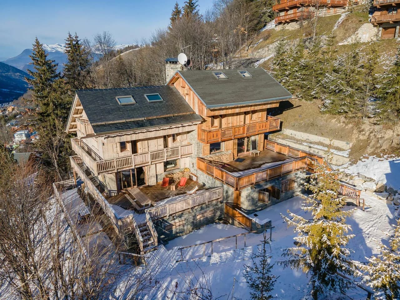 Cozy Chalet With Stunning Views And Relaxing Sauna photo 5