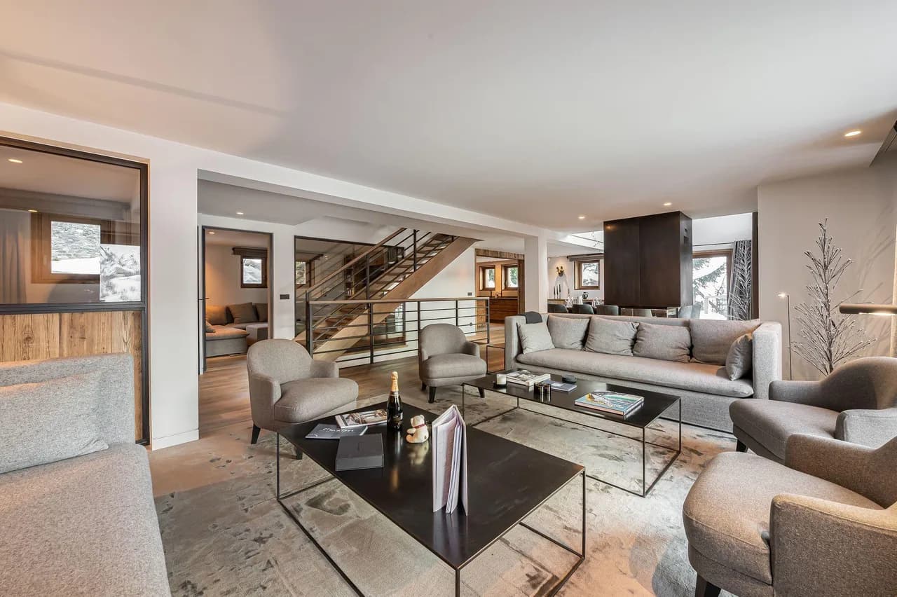 Luxurious Chalet With Ski-in/ski-out Access