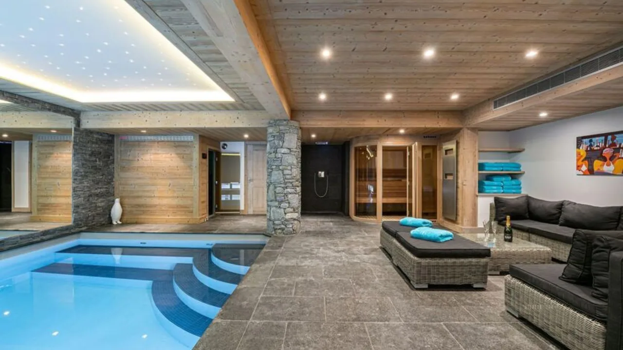 Spacious Courchevel Retreat With Views photo 3