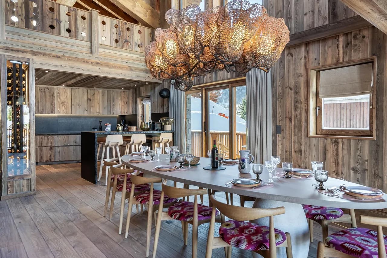 Spacious Chalet Near Slopes For Large Families photo 3