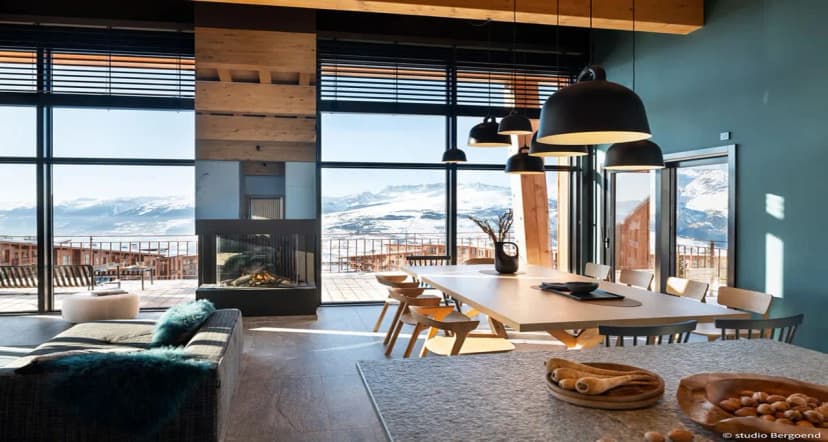 Alpine Luxury Retreat With Pool And Scenic Views