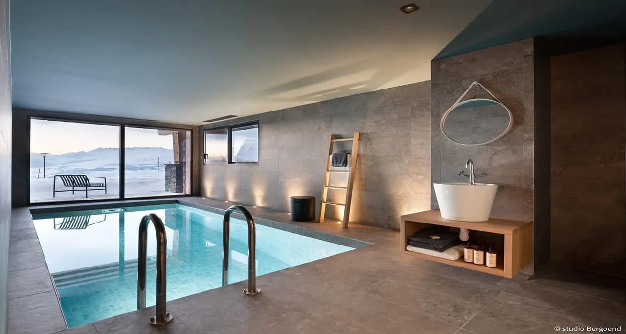 Alpine Luxury Retreat With Pool And Scenic Views photo 3