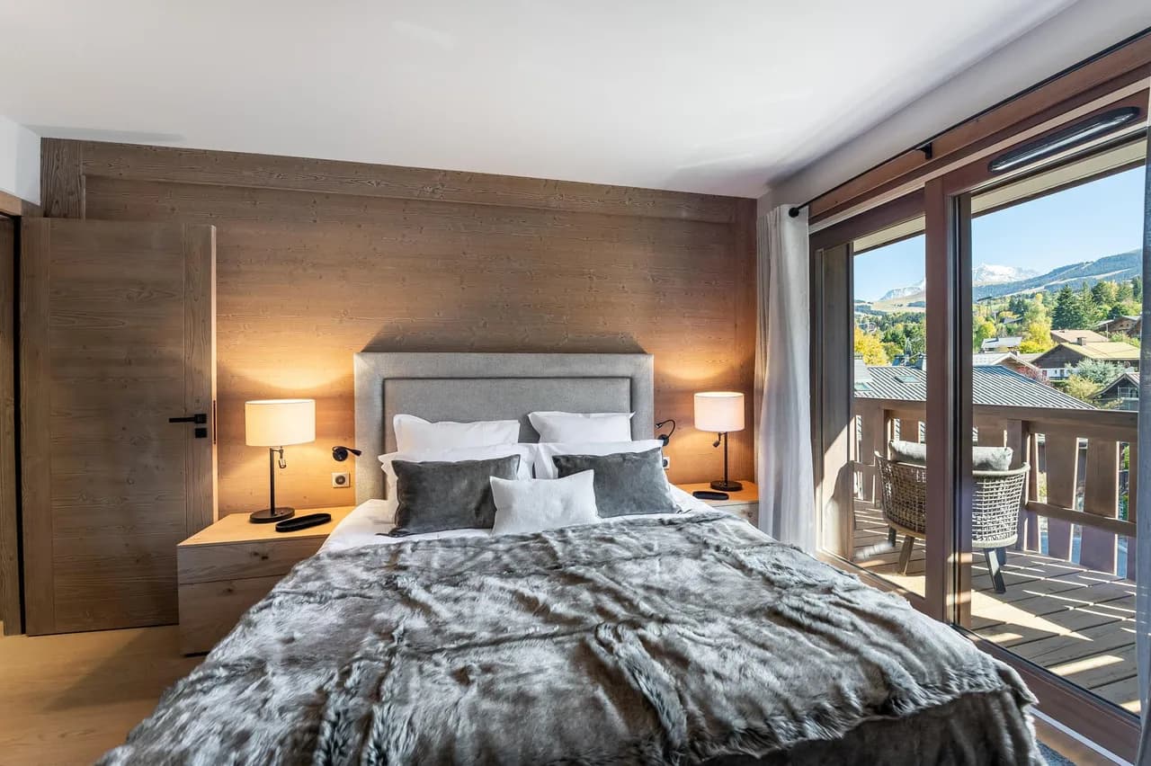 Chic Rochebrune Duplex In Serene Megève Location photo 4