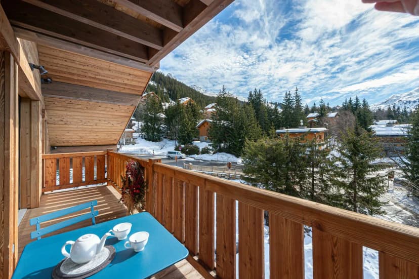 Elegant Retreat w/ Pool & Panoramic Mountain Views