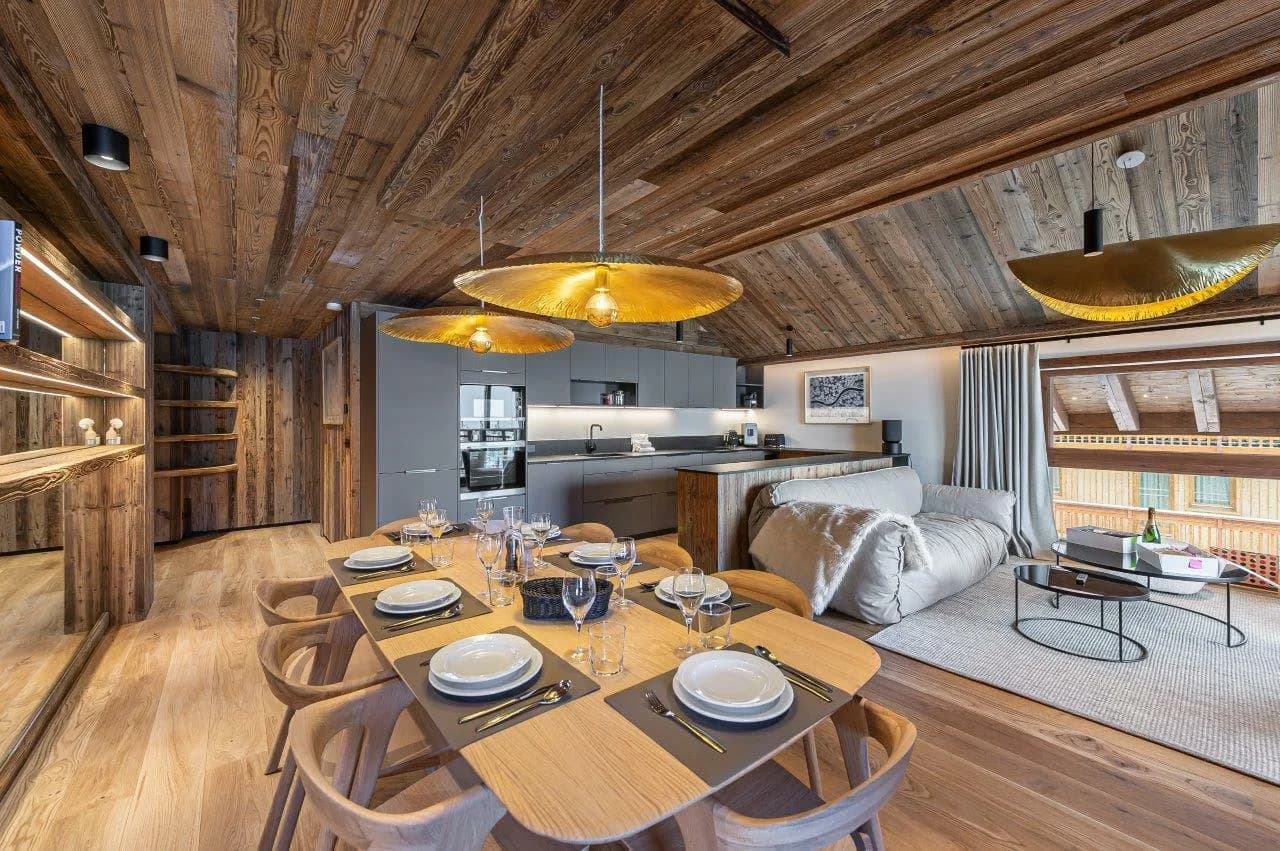 Charming Alpine Hideaway with Breathtaking Views photo 3