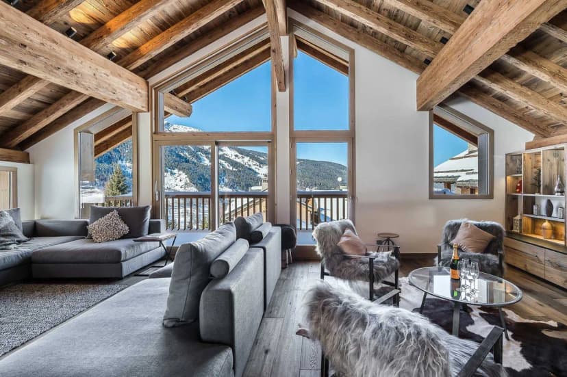 CHARMING FAMILY CHALET WITH SAUNA IN MÉRIBEL