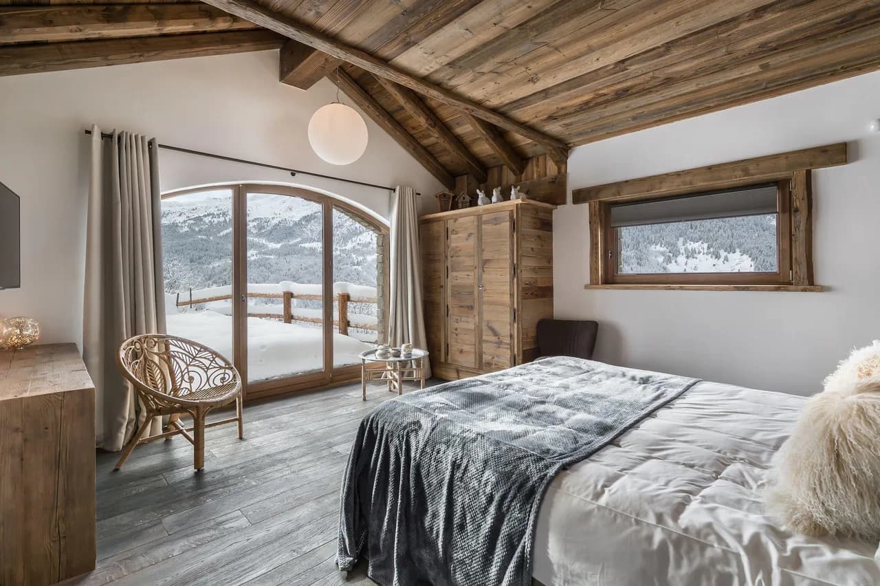 Luxurious Family Chalet With Pool In Méribel photo 4