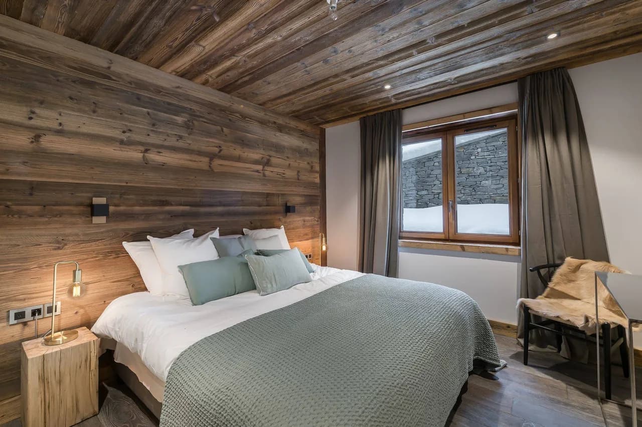 Stylish Mountain Home In Méribel Village photo 3