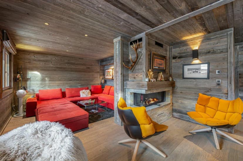 Charming Luxury Retreat Steps From Méribel Village