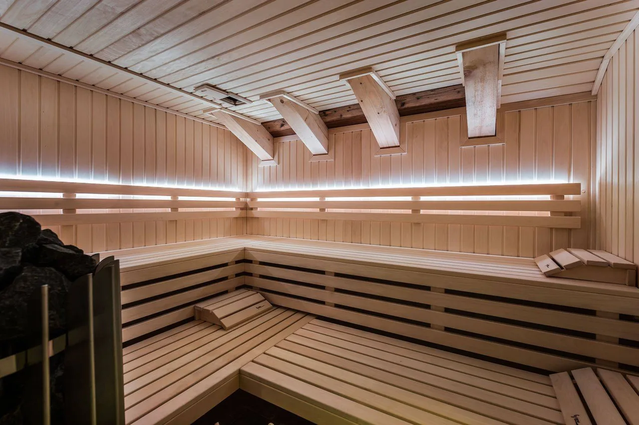 Elegant Alpine Retreat In Méribel With Sauna photo 4
