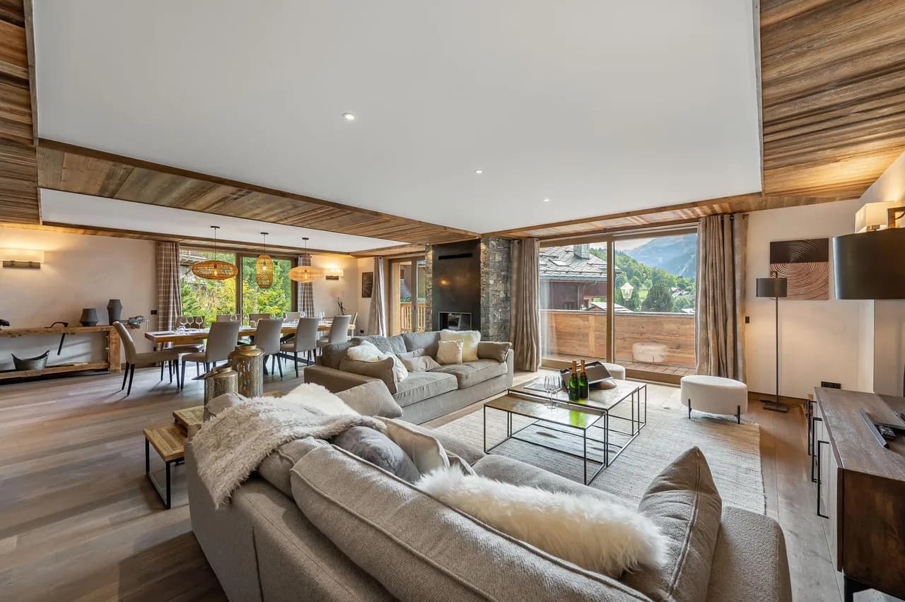 Ski-in Luxury Duplex With Private Jacuzzi photo 2