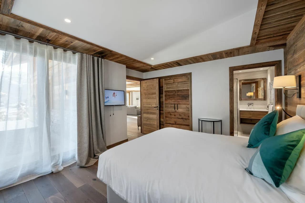 Ski-in Luxury Duplex With Private Jacuzzi photo 4