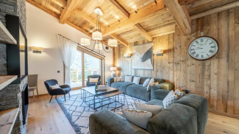 Luxurious Getaway With Wellness Features Included
