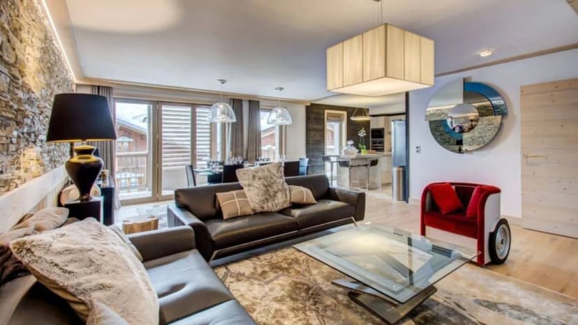 Chic Courchevel Getaway With Mountain Amenities