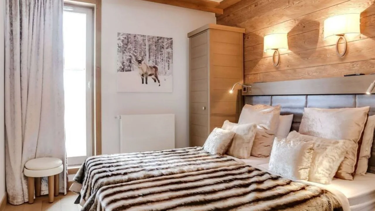 Sophisticated Courchevel Escape With Views photo 2