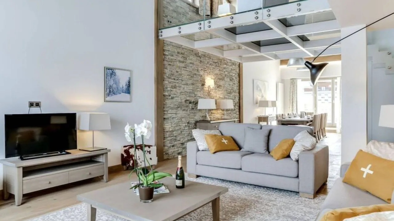 Sophisticated Courchevel Escape With Views photo 4