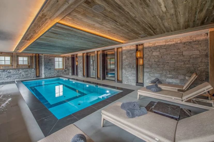 Luxury Chalet In Megève With Pool And Spa