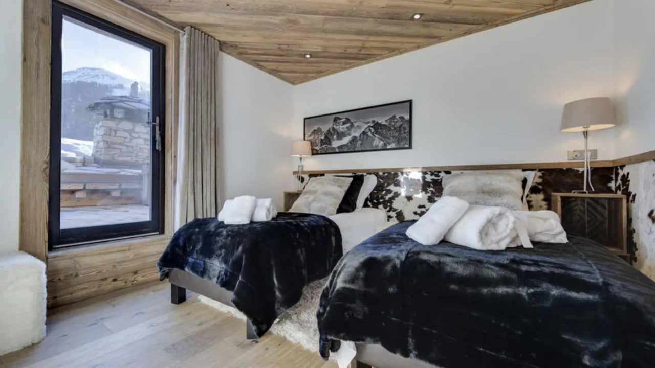 Luxury Stay With Bellevarde Slope Views photo 2