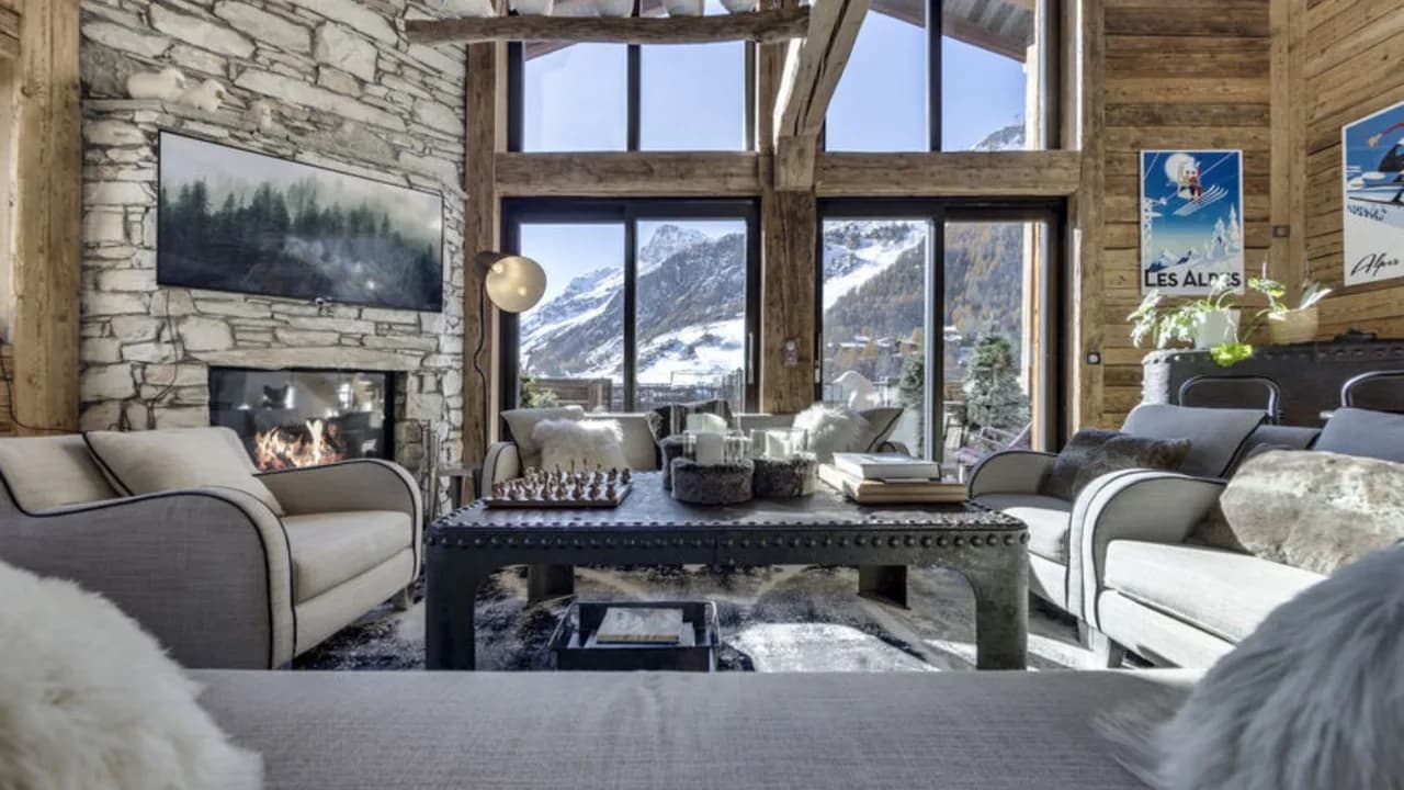 Luxury Stay With Bellevarde Slope Views photo 3