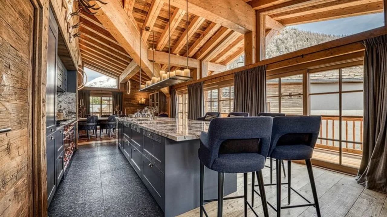 Cozy Mountain Retreat With Spa and Sauna photo 2