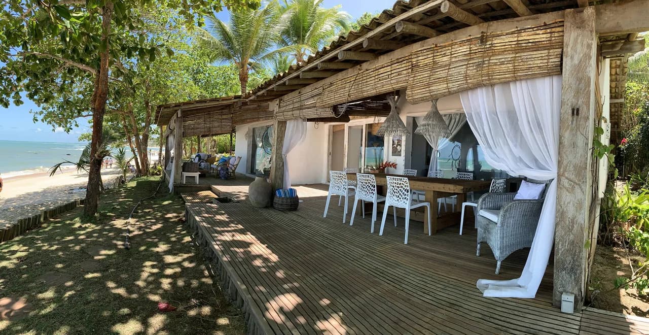 Beachfront Four-Bedroom Villa in Brazil photo 2